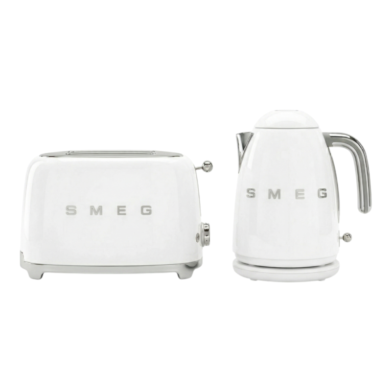 סט מצנם וקומקום של SMEG בצבע לבן TSF01 & KLF03