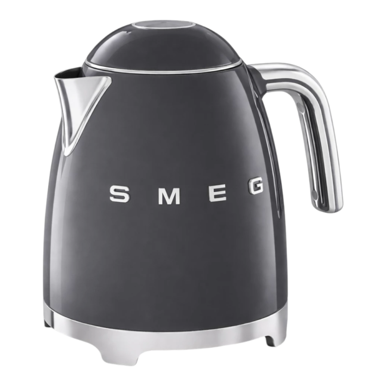 קומקום חשמלי SMEG KLF03 1.7 ליטר – עיצוב רטרו עם ביצועים מתקדמים