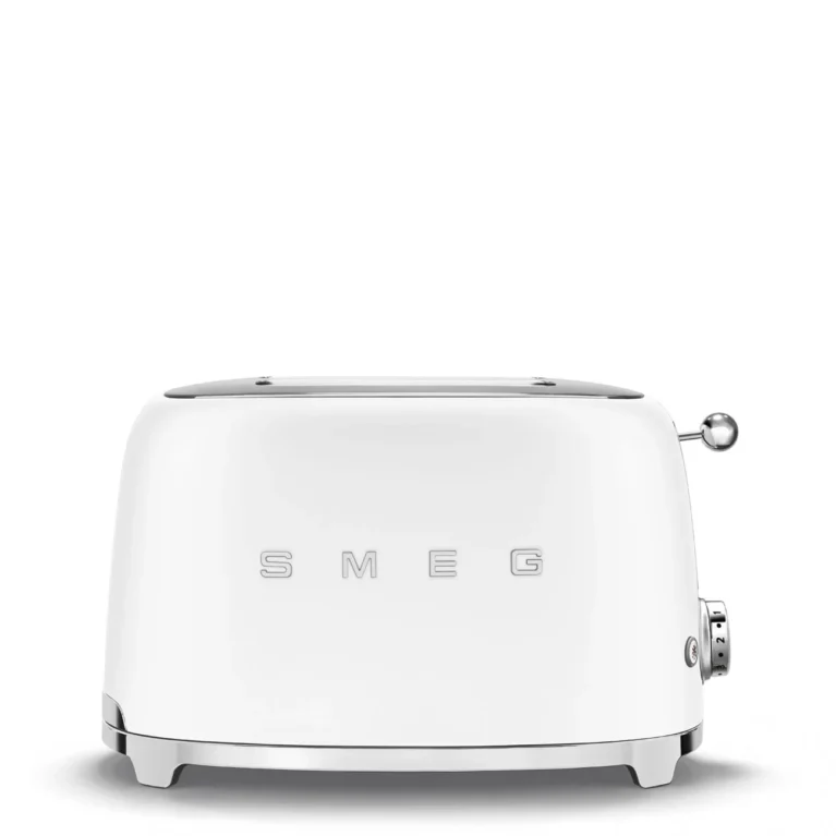טוסטר חשמלי SMEG TSF01WHMUS בצבע לבן – עיצוב רטרו ל־2 פרוסות עם 6 רמות השחמה